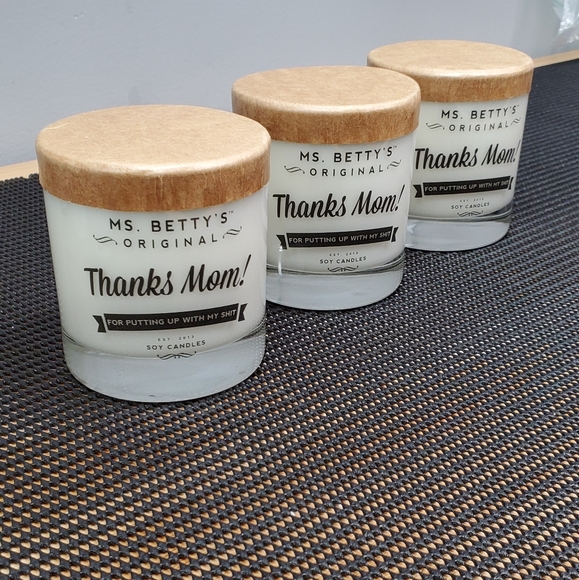 ⭐HOST PICK⭐Thanks Mom For Putting Up With My Shit - Picture 6 of 6